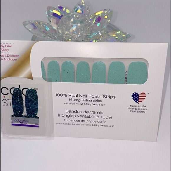 Color Street | Tranquil Waters a turquoise tone encrusted with iridescent flakes - Picture 8 of 11